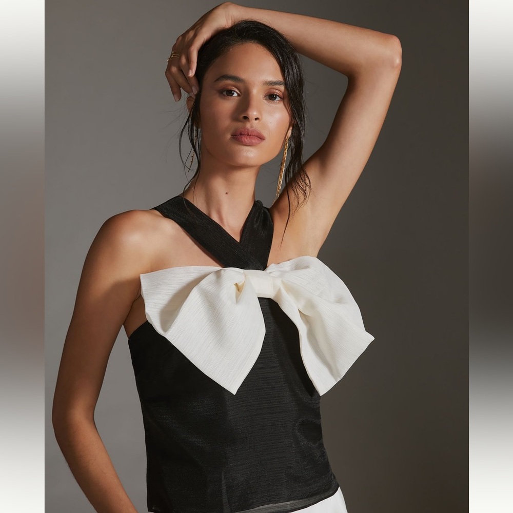 Chic Black and White Bow Top - Picture 2 of 9